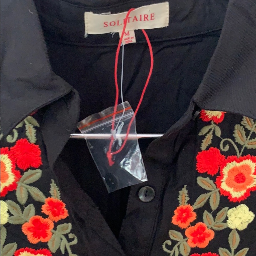 Short/blouse - Picture 3 of 4
